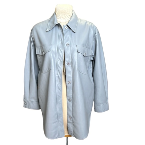 NWOT Aritzia Wilfred The Ganna Shirt Jacket Vegan Leather‎ Shacket Gray M - Picture 3 of 17